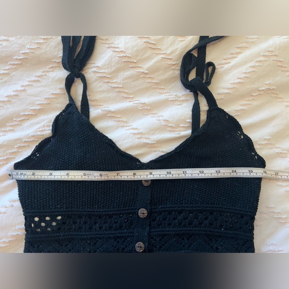 BCBGeneration Crochet Cropped Spaghetti Tie Strap Tank Top Pullover Black Size S - Picture 9 of 12